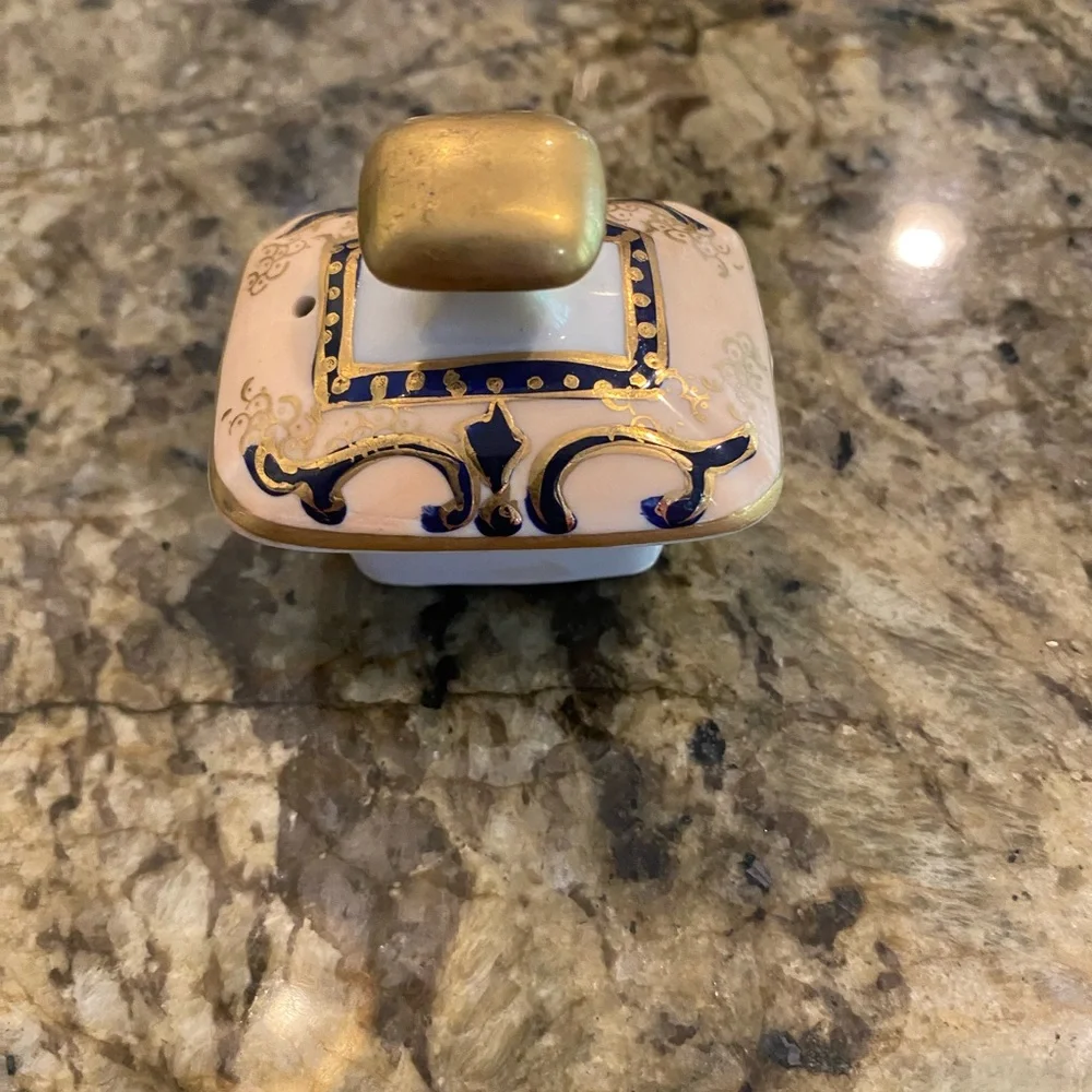 Japanese Antique China Gilded Chocolate/Teapot Floral 1921-1941